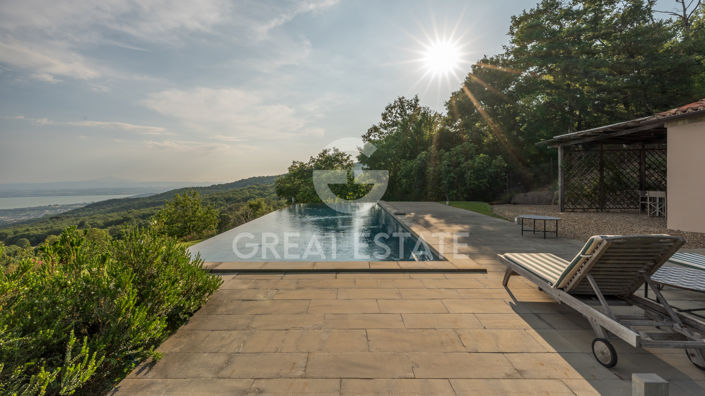 Image No.22-4 Bed Country House for sale