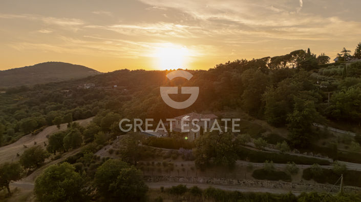 Image No.30-4 Bed Country House for sale