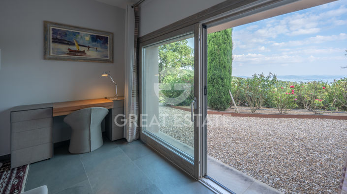 Image No.44-4 Bed Country House for sale