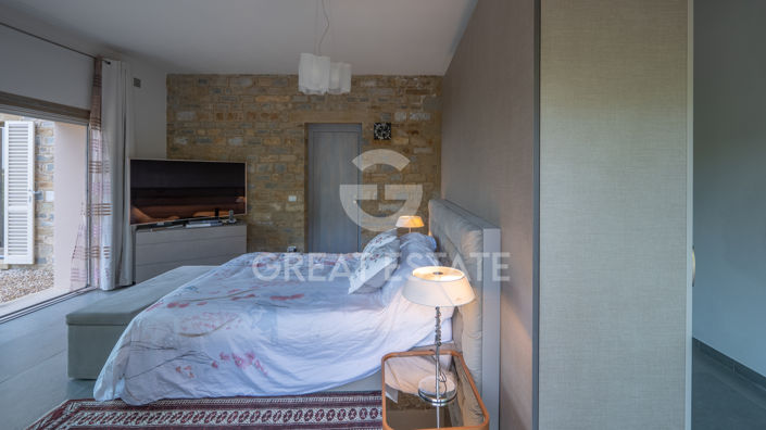 Image No.47-4 Bed Country House for sale