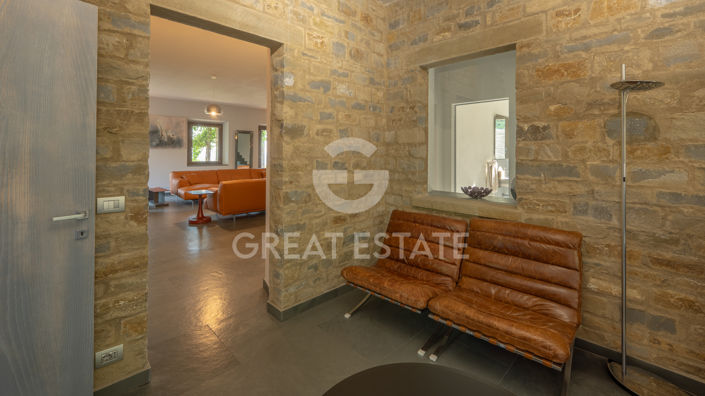 Image No.47-4 Bed Country House for sale