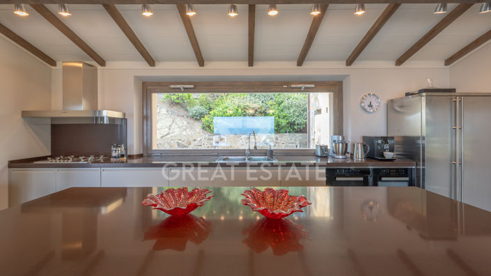 Image No.54-4 Bed Country House for sale