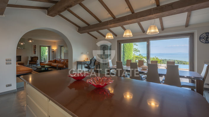 Image No.56-4 Bed Country House for sale