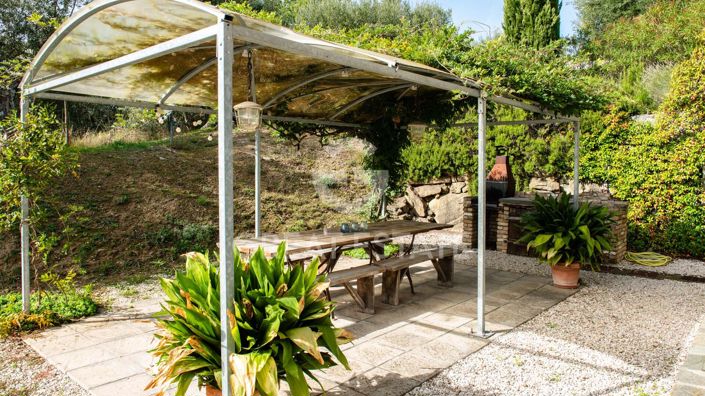 Image No.18-5 Bed Country House for sale