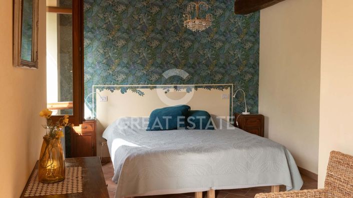 Image No.23-5 Bed Country House for sale