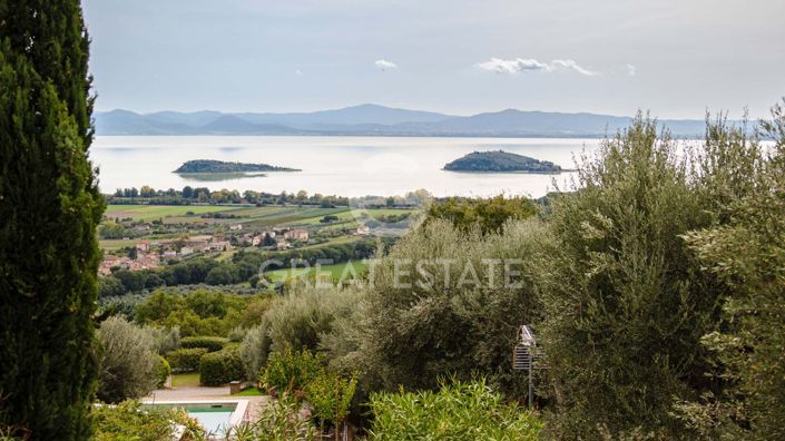 Image No.33-5 Bed Country House for sale