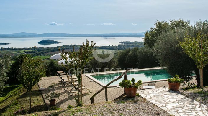 Image No.37-5 Bed Country House for sale