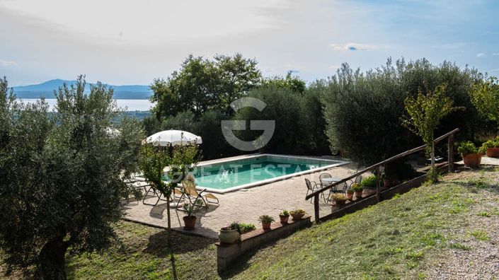 Image No.38-5 Bed Country House for sale