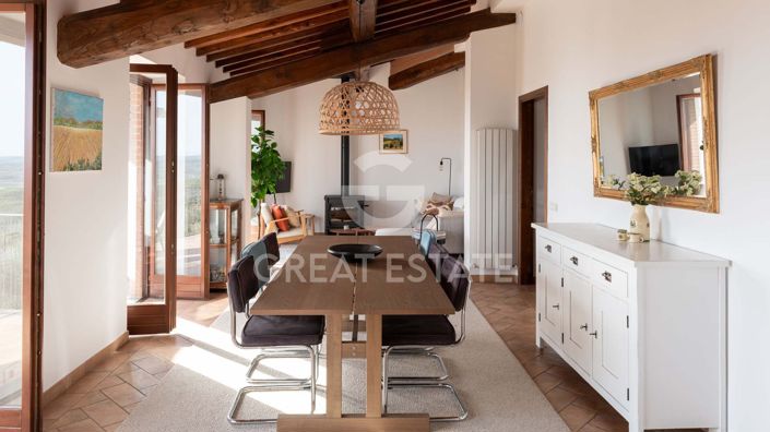 Image No.6-5 Bed Country House for sale