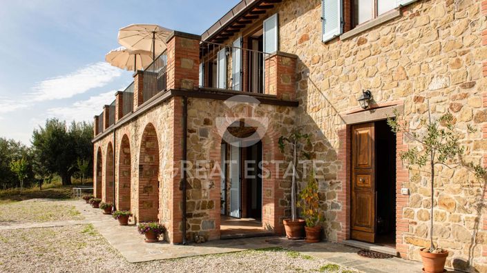 Image No.8-5 Bed Country House for sale