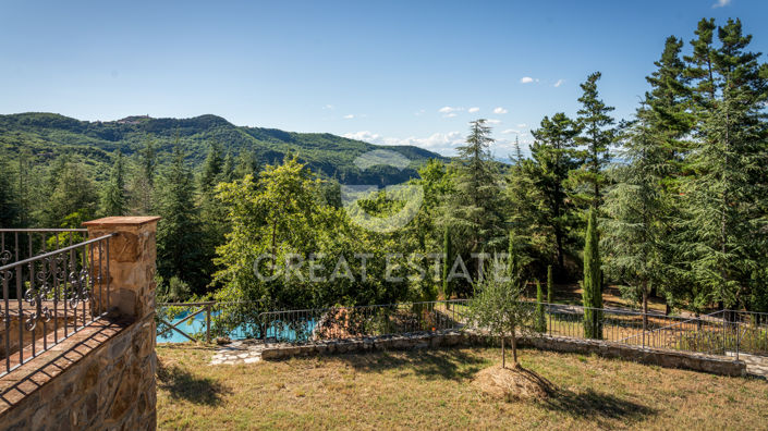 Image No.17-3 Bed Country House for sale