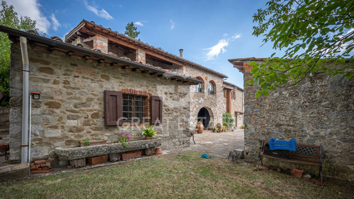 Image No.12-4 Bed Country House for sale