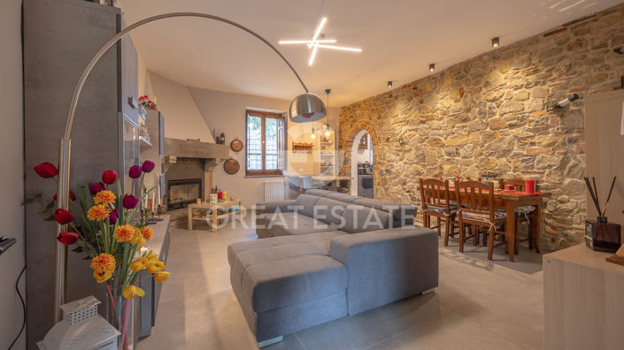 Image No.3-4 Bed Country House for sale