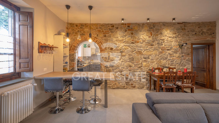 Image No.21-4 Bed Country House for sale