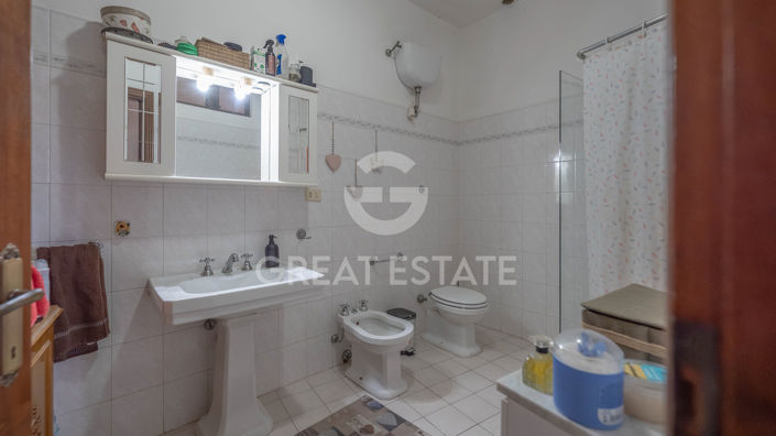 Image No.30-4 Bed Country House for sale