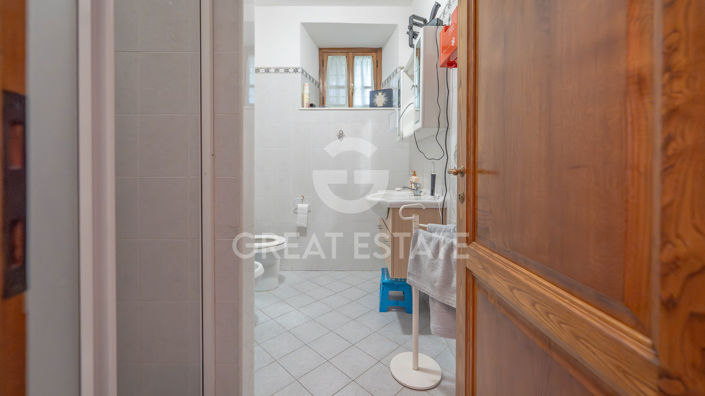 Image No.41-4 Bed Country House for sale