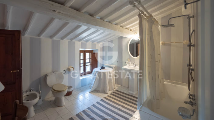 Image No.29-9 Bed Country House for sale