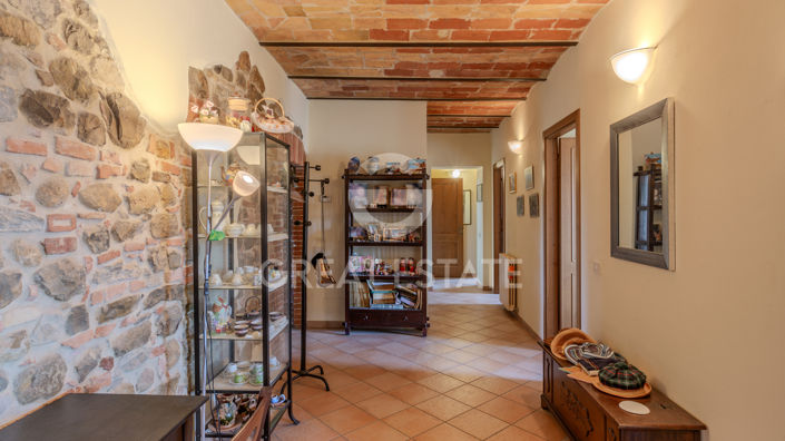 Image No.15-3 Bed Property for sale