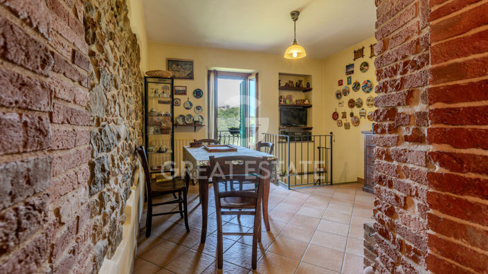 Image No.16-3 Bed Property for sale