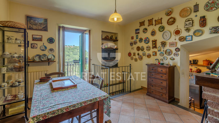 Image No.18-3 Bed Property for sale