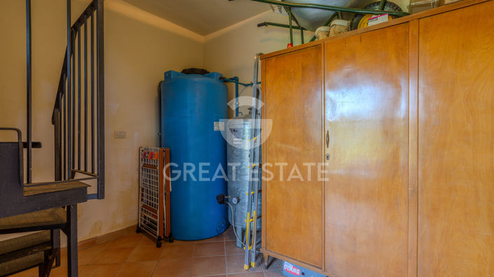 Image No.27-3 Bed Property for sale