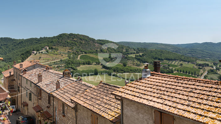 Image No.30-3 Bed Property for sale