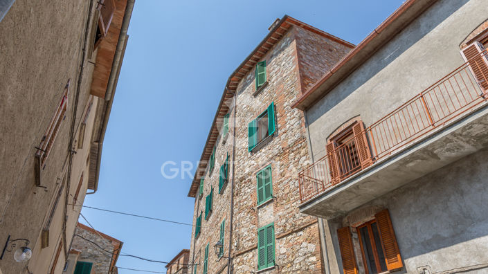 Image No.7-3 Bed Property for sale