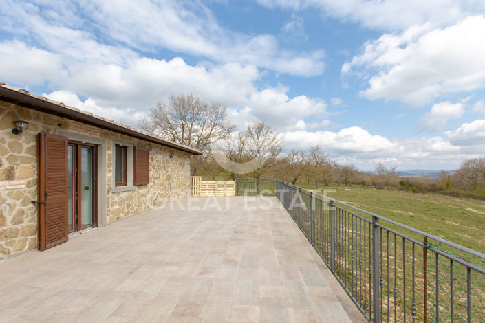 Image No.11-4 Bed Country House for sale