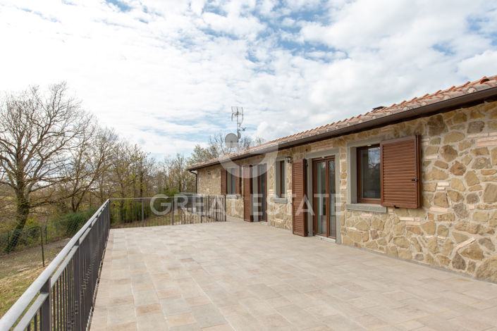 Image No.12-4 Bed Country House for sale