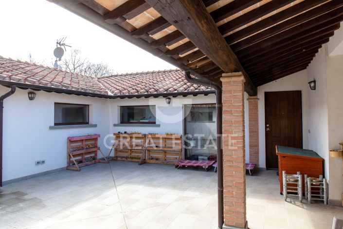 Image No.13-4 Bed Country House for sale