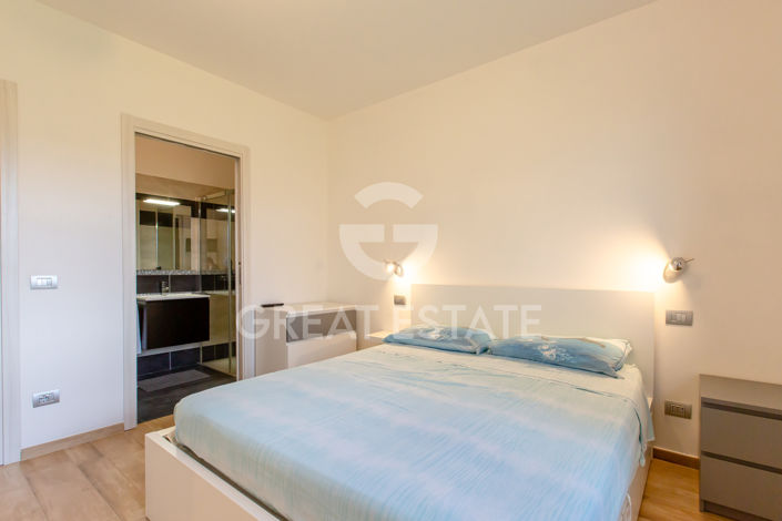 Image No.37-4 Bed Country House for sale