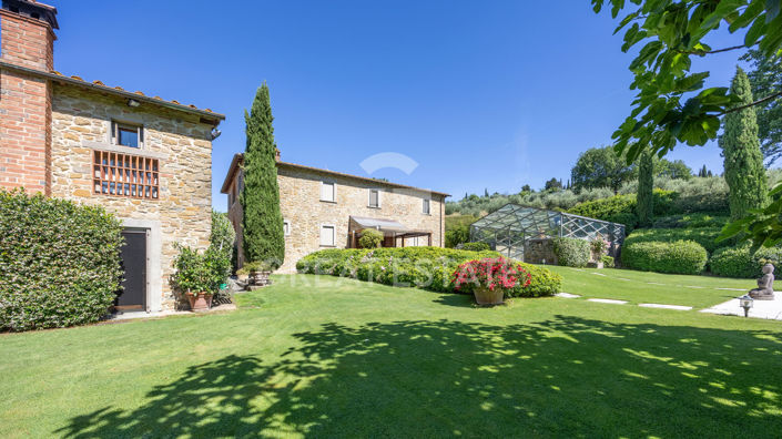 Image No.18-5 Bed Country House for sale