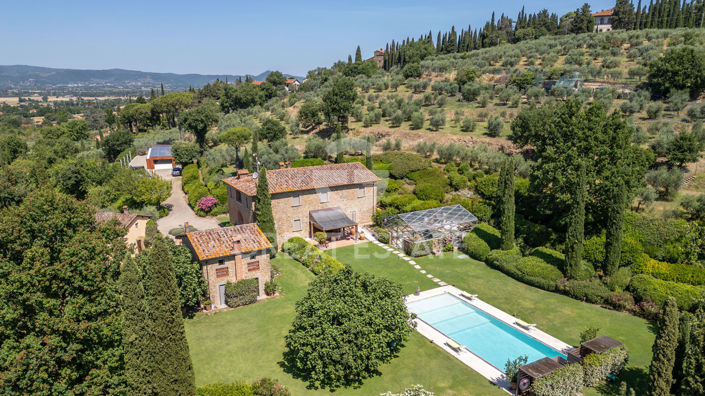 Image No.21-5 Bed Country House for sale