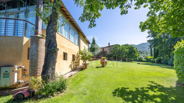 Image No.29-5 Bed Country House for sale