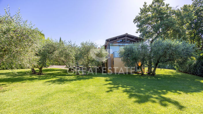 Image No.31-5 Bed Country House for sale