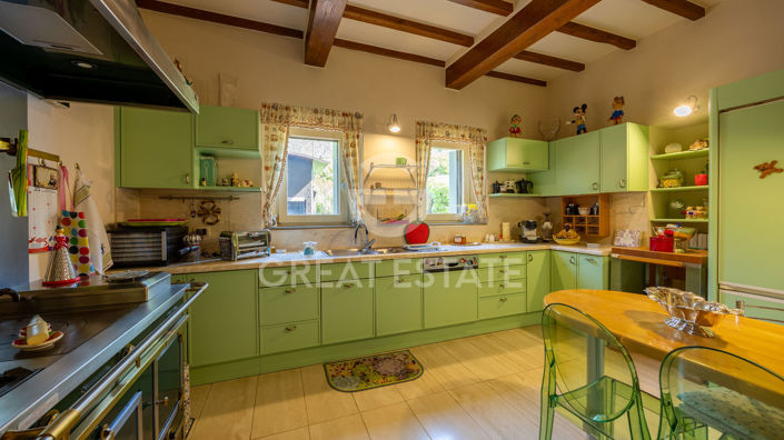 Image No.40-5 Bed Country House for sale