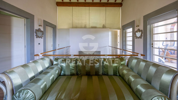 Image No.47-5 Bed Country House for sale