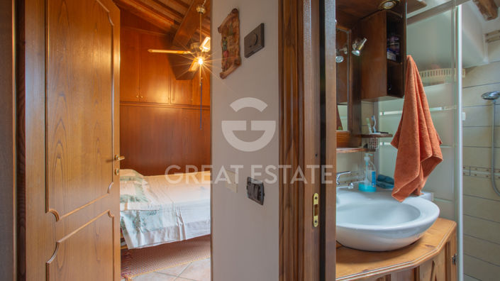 Image No.10-Maison de campagne de 2 chambres à vendre à Castiglione del Lago