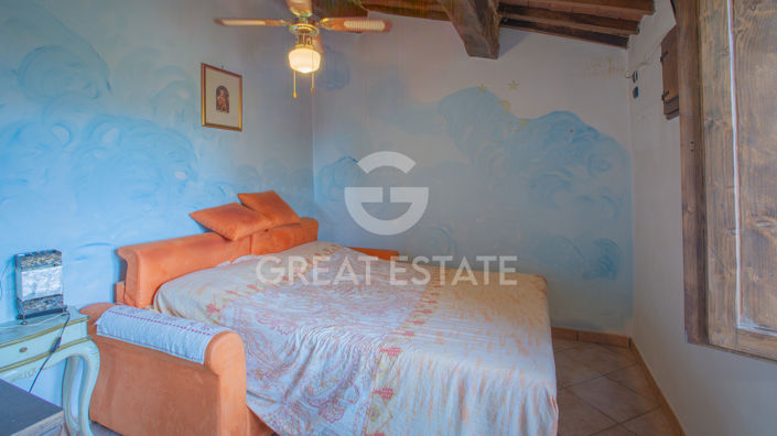 Image No.12-Maison de campagne de 2 chambres à vendre à Castiglione del Lago