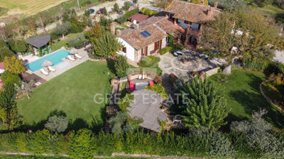 Maison de campagne de 6 chambres à vendre à Citta della Pieve