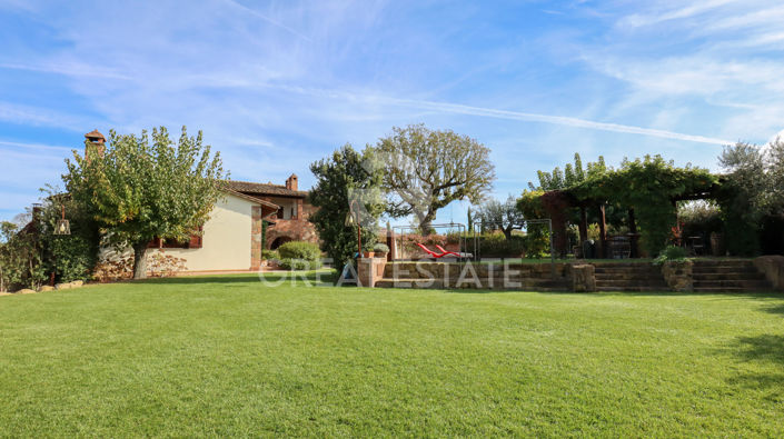 Image No.23-6 Bed Country House for sale