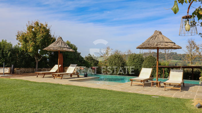 Image No.25-6 Bed Country House for sale