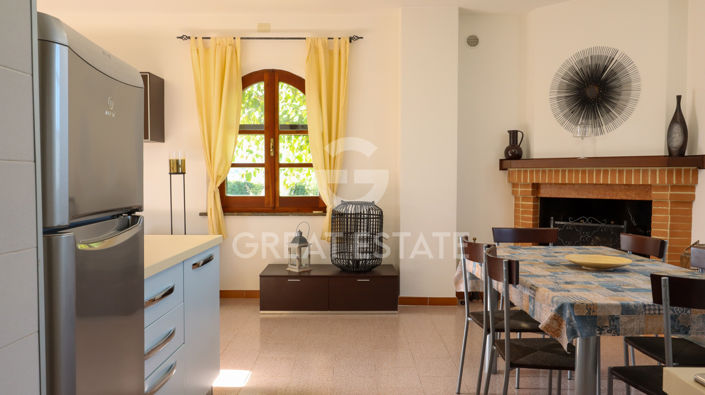 Image No.31-6 Bed Country House for sale