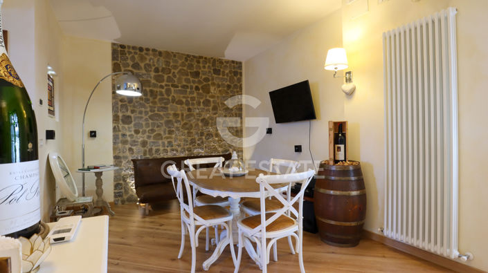 Image No.32-6 Bed Country House for sale