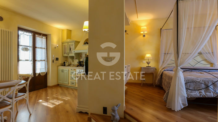 Image No.33-6 Bed Country House for sale