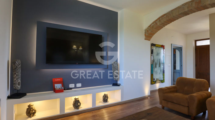 Image No.38-6 Bed Country House for sale