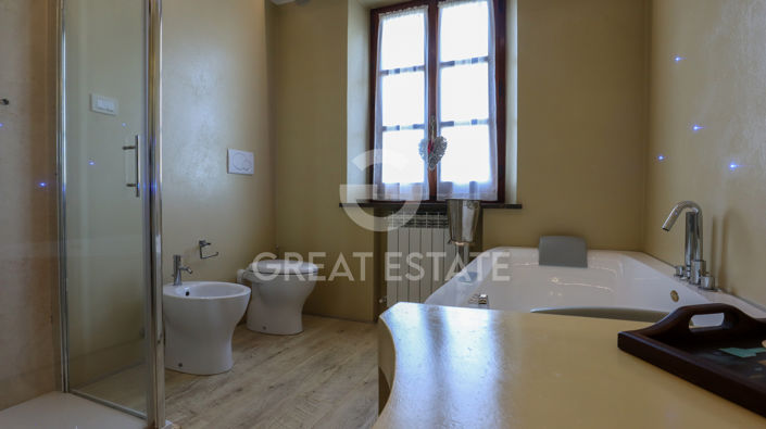 Image No.48-6 Bed Country House for sale