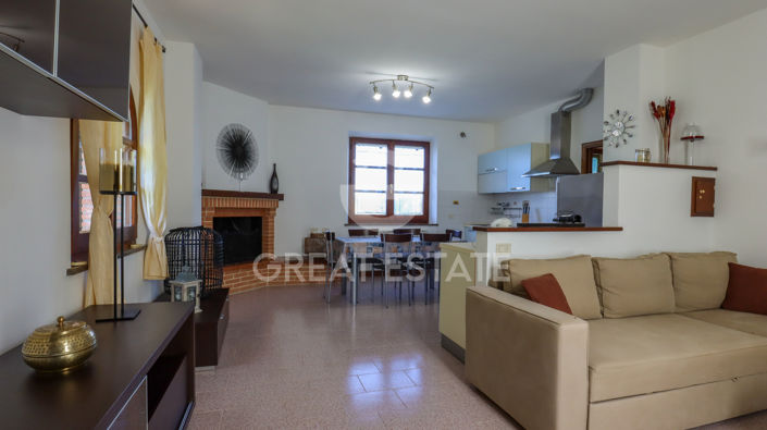 Image No.5-6 Bed Country House for sale