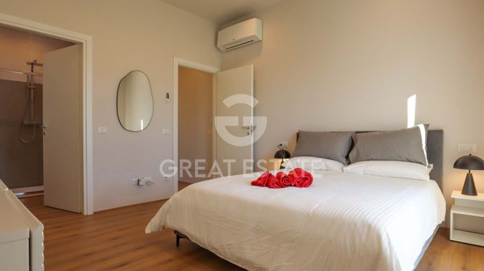 Image No.21-3 Bed Villa for sale