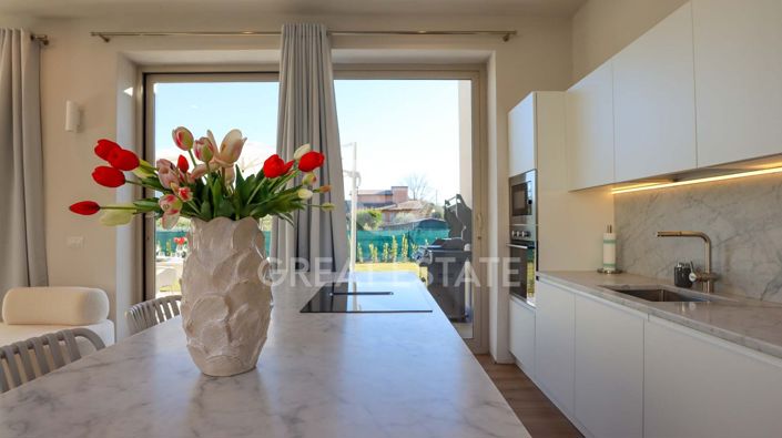 Image No.6-3 Bed Villa for sale